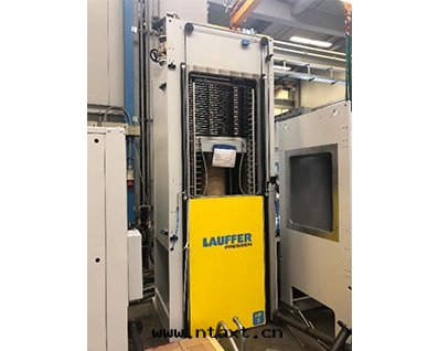 鎮(zhèn)江工業层(céng)壓機(jī)公(gōng)司