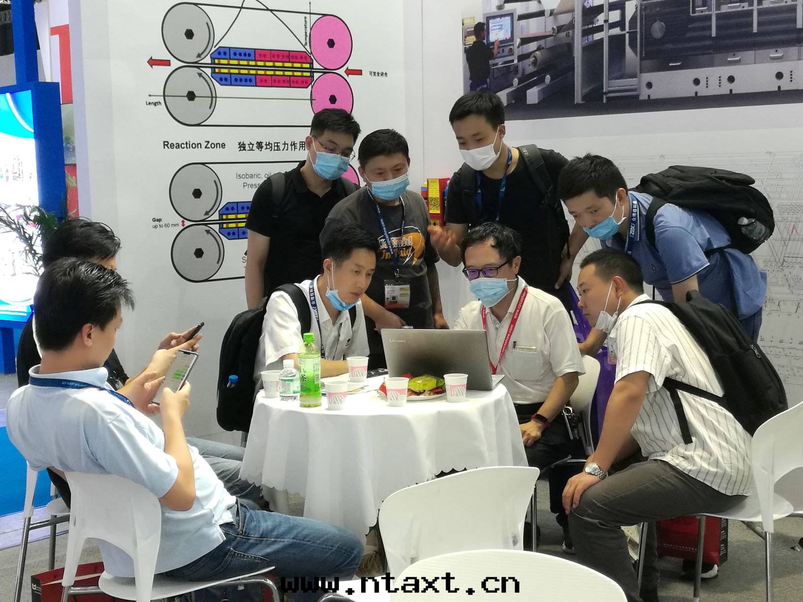 PCB层(céng)壓機(jī)